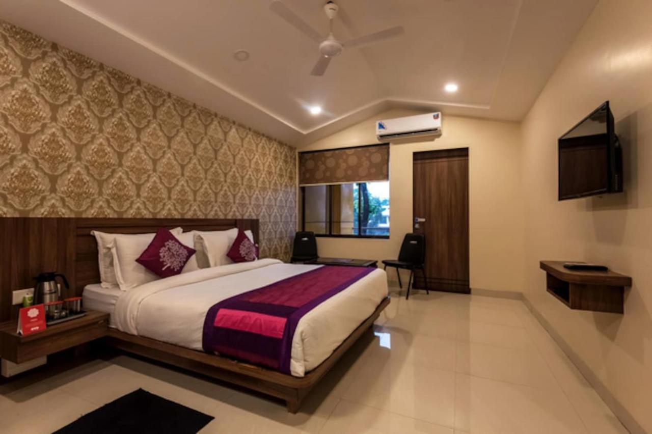 Sunshine Resort Lonavala Esterno foto