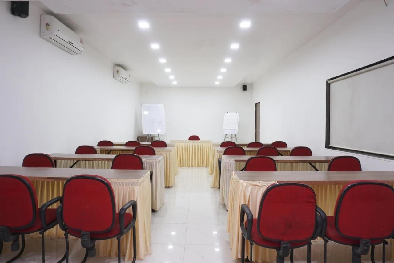 Sunshine Resort Lonavala Esterno foto