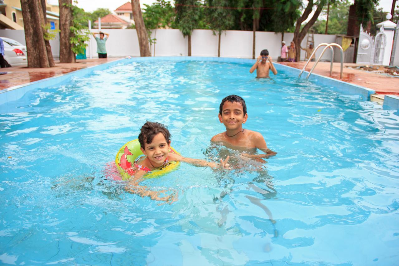 Sunshine Resort Lonavala Esterno foto