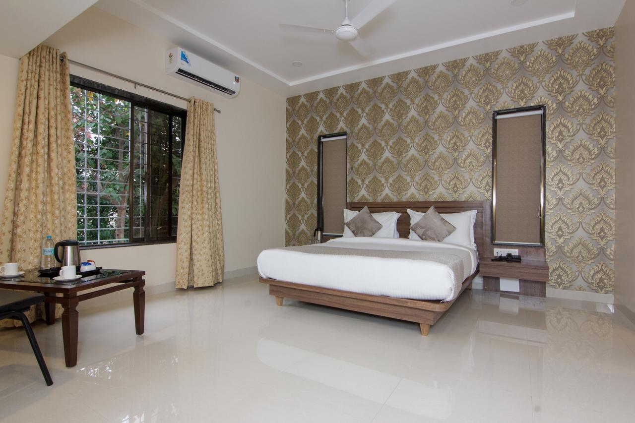 Sunshine Resort Lonavala Esterno foto